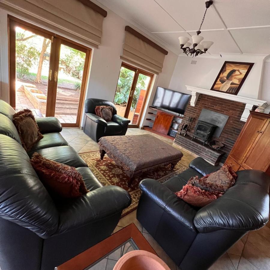 Peaceful@Swansea In Rosebank-Parkwood Appartement Johannesburg Buitenkant foto