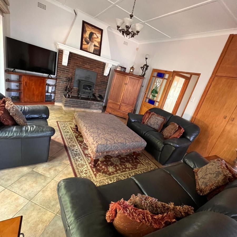 Peaceful@Swansea In Rosebank-Parkwood Appartement Johannesburg Buitenkant foto