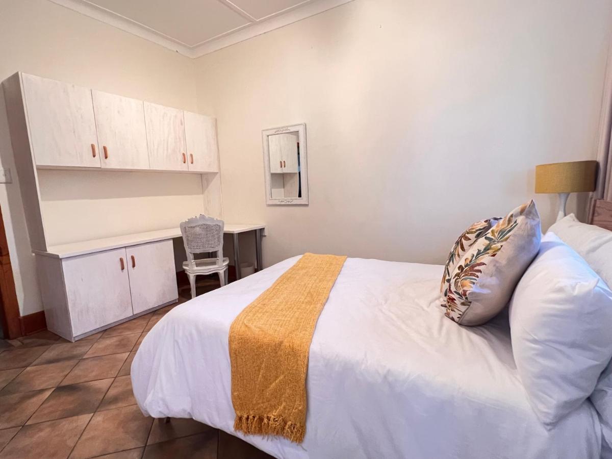 Peaceful@Swansea In Rosebank-Parkwood Appartement Johannesburg Buitenkant foto